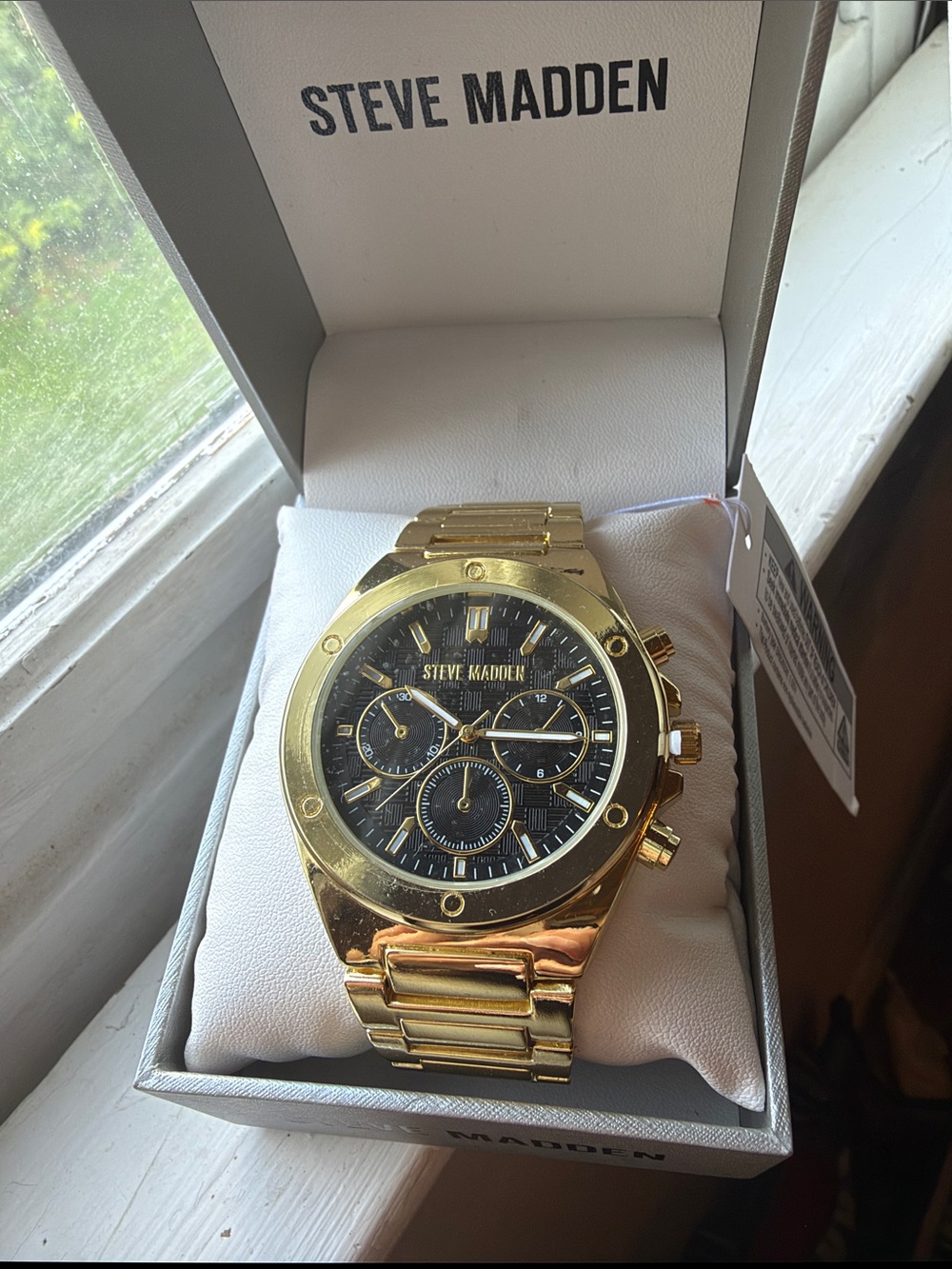 Steve Madden Gold and Black Chronograph Bracelet Watch